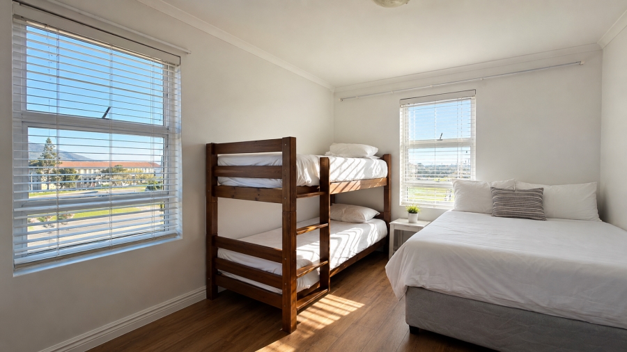 2 Bedroom Property for Sale in Lansdowne Western Cape